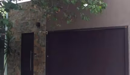 VENDE-SE SOBRADO DE ALTO PADRÃO COM 600M2 DE ÁREA ÚTIL PLANALTO PAULISTA