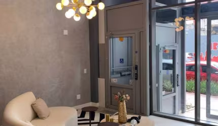 Studio com 25m2 de área útil - 1 suíte + coz + sacada na Vila Clementino