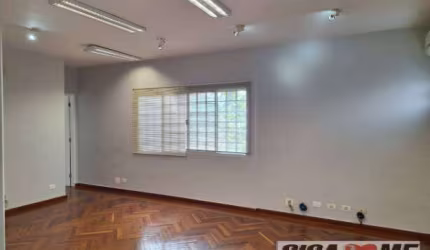 SOBRADO COMERCIAL LOCAÇÃO 7 SALAS 9VGS 601m2 A.Ú $32.000,00