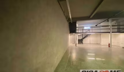 CENTRO LOCAÇÃO LOJA COMERCIAL MEZANINO SALA  110m2 A.U $ 39.000,00