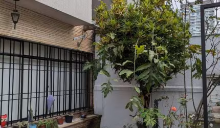 Casa no Brooklin com 159m²/Locação R$5.000,00