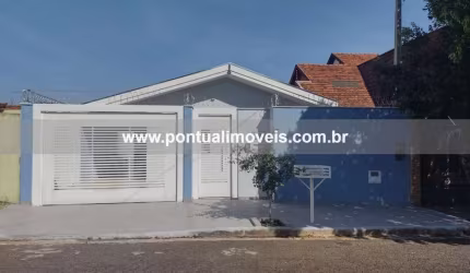 Casa à Venda em Marília no Bairro Thomaz Mascaro