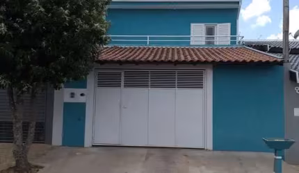 Casa à Venda com piscina em Marília  no Bairro Vila D'Itália