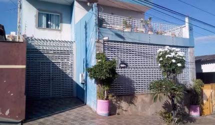 Sobrado Residencial/Barracão Comercial no Bairro Jardim Marília