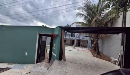 Imperdível oportunidade: Casa à venda em Marília-SP, Jardim Dom Frei Daniel Tomasella, 3 quartos, 1 suíte, 1 sala, 3 banheiros, 3 vagas.