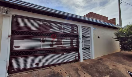 Imperdível oportunidade: Casa à venda ou locação em Marília-SP, Jardim Altos do Palmital - 3 quartos, 1 suíte, 1 sala, 2 banheiros, 2 vagas, 109,38 m².