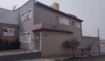 Sala Comercial para Locação na Boa Vista, Marília-SP: 6 Salas, 4 Banheiros e 2 Vagas de Garagem!