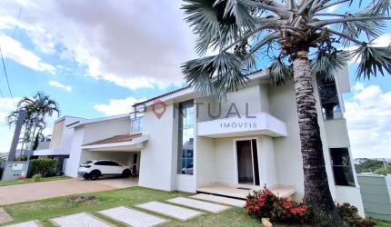 Aluguel de Casa em Condomínio de Luxo no Garden Park, Marília-SP: 4 Quartos, 4 Suítes, 3 Salas, 6 Banheiros, 4 Vagas, 300m².