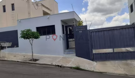 Casa em Condomínio à Venda em Marília-SP, Jardim Betânia: 2 Quartos, 1 Sala, 2 Banheiros, 1 Vaga de Garagem!