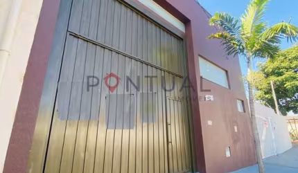 Barracão Comercial à Venda em Marília-SP, Bairro Palmital! 1 Banheiro, 180m² de Área! Aproveite!