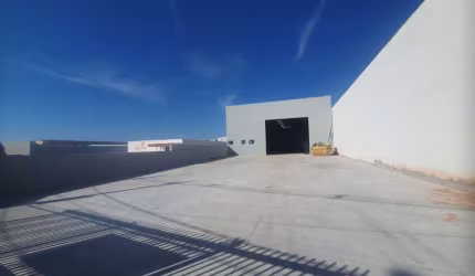 Salão Comercial para Locação em Marília-SP, Bairro Jardim Nazareth: 10 Vagas de Garagem e 400m² de Área