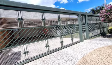 Imóvel de alto padrão para locação no Jardim Maria Izabel em Marília-SP: 3 quartos, 1 suíte, 2 salas, 1 banheiro, 2 vagas, 150m².