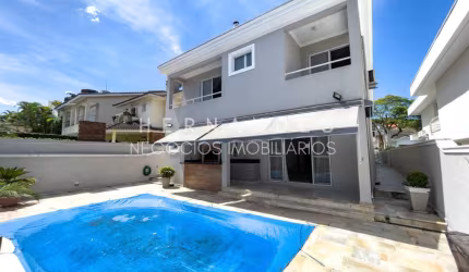 Casa disponível para venda e locação com 4 suítes em Alphaville