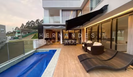 Casa de Luxo disponível para venda e locação em Alphaville, com um lindo por do sol.