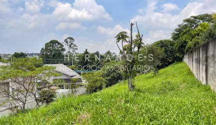 Terreno no Condominio Tamboré 1 com 2.018m²