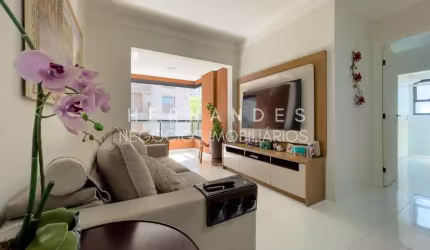 Apartamento no Centro de Alphaville com 3 dorm sendo 1 Suíte! Bem Localizado, Andar Baixo e com 2 Vagas de Garagem!
