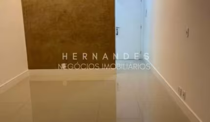 Venda apartamento no condomínio Marselha