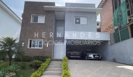Venda sobrado no Condomínio Valville 1
