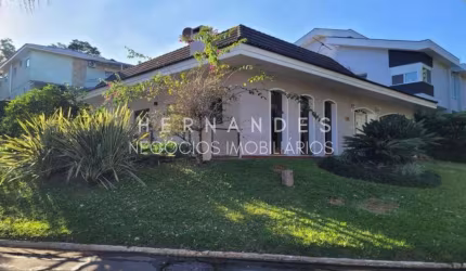 Imperdível oportunidade: Casa de esquina em condomínio na Morada dos Pássaros, Barueri-SP - 4 quartos, 4 suítes, 3 salas - 290m²