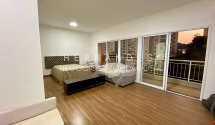 Apartamento à venda em Santana de Parnaíba-SP, bairro Tamboré: 1 quarto, 2 salas, 2 banheiros, 2 vagas - 50m² de área!