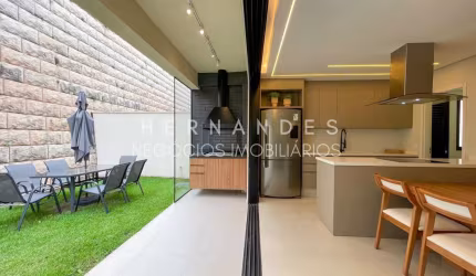 Alpha House 1 em Alphaville sendo 3suítes com 152m²  e 2 vagas