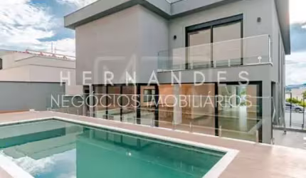 Casa de Alto Padrão no Condomínio Villa Solaia ? Alphaville com 4suítes e 4 vagas de carro