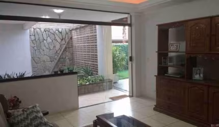 Venda: Lindo sobrado na Vila Pacifico