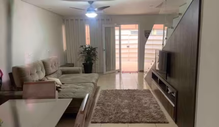 Venda: Ótima casa no Pq Vista Alegre