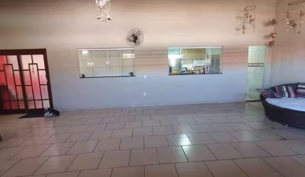 Ótima Casa a Venda no Vila Dutral para Permuta por Chácara