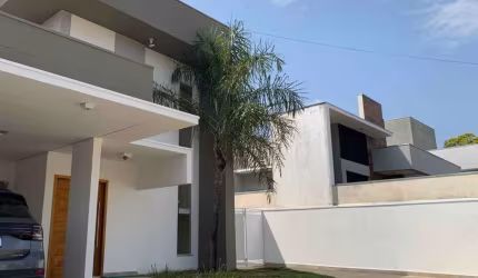 Linda e moderna casa no Vale Florido