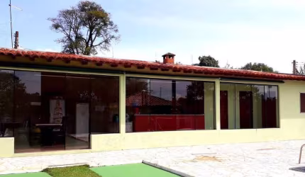 Ótima chácara em Bauru