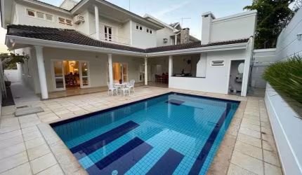 Luxuosa Residência Estilo Americano no Tivoli I