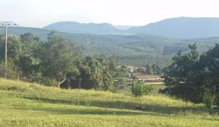 Venda: Sítios em Região de Botucatu