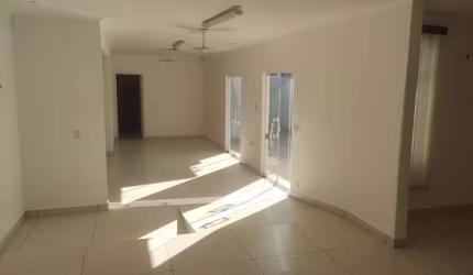 Casa comercial para locação