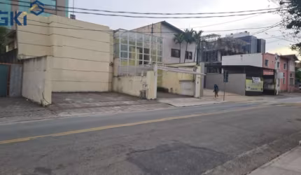 Casa comercial com terreno 9 mt x 45 mt