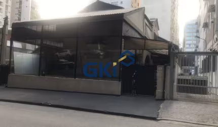 FRENTE AO TRIANON -  COMERCIAL