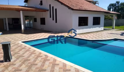 EXCELENTE CASA EMBU GUAÇU