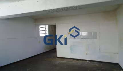 12,50 AU SALA COMERCIAL  NO PORÃO EM SANTANA