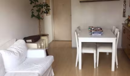 Apartamento reformado, com 2 quartos e 2 banheiros, à venda na Vila Congonhas!