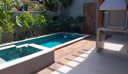 Excelente casa - 500 metros da Praia