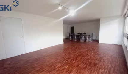 Apartamento, 210m2, 4 dorm., 2 suítes 2 vgs