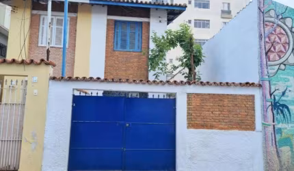 SOBRADO REFORMADO, 2 DORMITÓRIOS  NO BROOKLIN