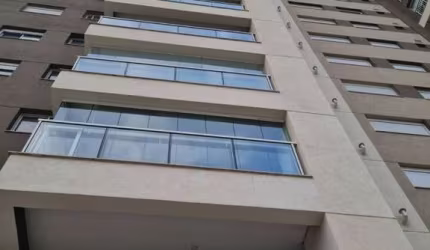 APARTAMENTO COM 84 M², AR CONDICIONADO,  3 DORMS.,SENDO 01 SUÍTE, LAVABO, 2 VAGAS E DEPÓSITO