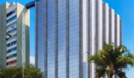 VENDE-SE  MEIA LAJE  COMERCIAL 448M² NA FARIA LIMA