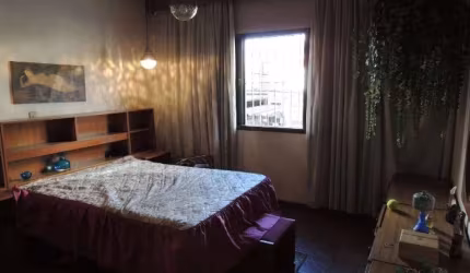 Casa sobrado residencial ,1 vaga , quintal, edícula no jaguaré Zona Oeste de São Paulo.