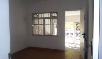 Casa comercial, 230m² AC, região  do metro Ana Rosa e Av. Consº Rodrigues Alves