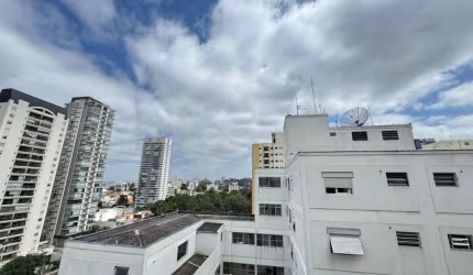 APARTAMENTO EM ANDAR ALTO, PRÓXIMO A ESTAÇÃO DO METRÔ FRADIQUE CUTINHO