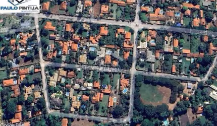 Terreno de esquina com 1.030m, totalmente plano no Parque das Bandeiras em Indaiatuba