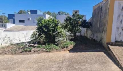 Terreno de 250m (10x25) com ótima localização e topografia no Jardim Europa em Indaiatuba