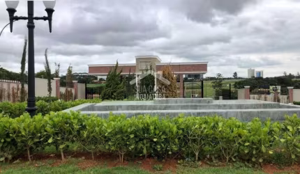 Terreno plano de 300m com ótima localização  no condomínio London Park